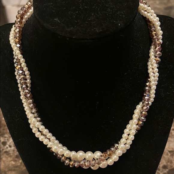 Twisted Pearl and Bead Necklace - Picture 4 of 4
